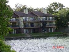 Emerald Isle Condominiums in Hot Springs, Arkansas