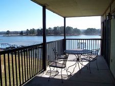 Emerald Isle Condominiums in Hot Springs, Arkansas