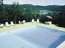 Escapes! to Branson Yacht Club  in Branson, Missouri