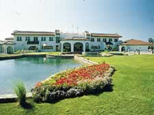 Four Seasons Racquet & Country Club in Lake Ozark, Missouri