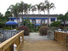 Gulf Stream Beach Resort in Bradenton Beach, Florida