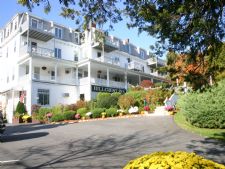 Hillcrest Condominiums in Ogunquit, Maine