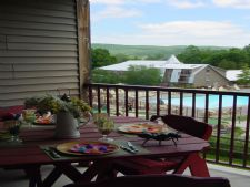 Silverleaf's Oak 'n Spruce Resort in South Lee, Massachusetts