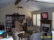 Royal Host Club at The Landing at Seven Coves in Willis, Texas