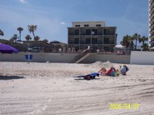 Seven Seas Resort Condo in Daytona Beach Shores, Florida