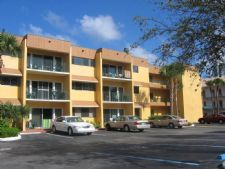 Surf Rider Resort Condominium in Pompano Beach, Florida