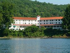 Shawnee Inn and Golf Resort in Shawnee-on-Delaware, Pennsylvania