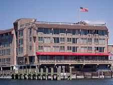 Wyndham Inn on Long Wharf in Newport, Rhode Island
