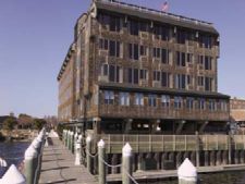 Wyndham Inn on Long Wharf in Newport, Rhode Island