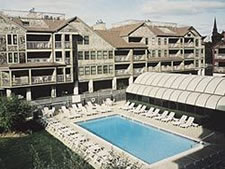 Wyndham Newport Onshore in Newport, Rhode Island