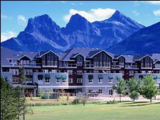 Sunset Resorts in Canmore, Alberta, Canada