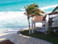 Hotel y Villas Solaris Cancun in Cancun, Mexico