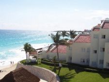 Hotel y Villas Solaris Cancun in Cancun, Mexico
