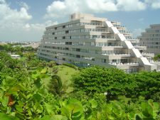 Park Royal Piramides Cancun in Cancun, Mexico