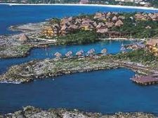 Xpu-Ha Palace in Puerto Aventuras, Mexico