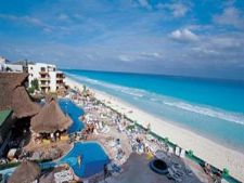El Pueblito Beach Resort in Cancun, Mexico