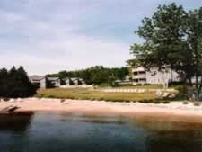 Bay Shore Inn in Sturgeon Bay, Wisconsin